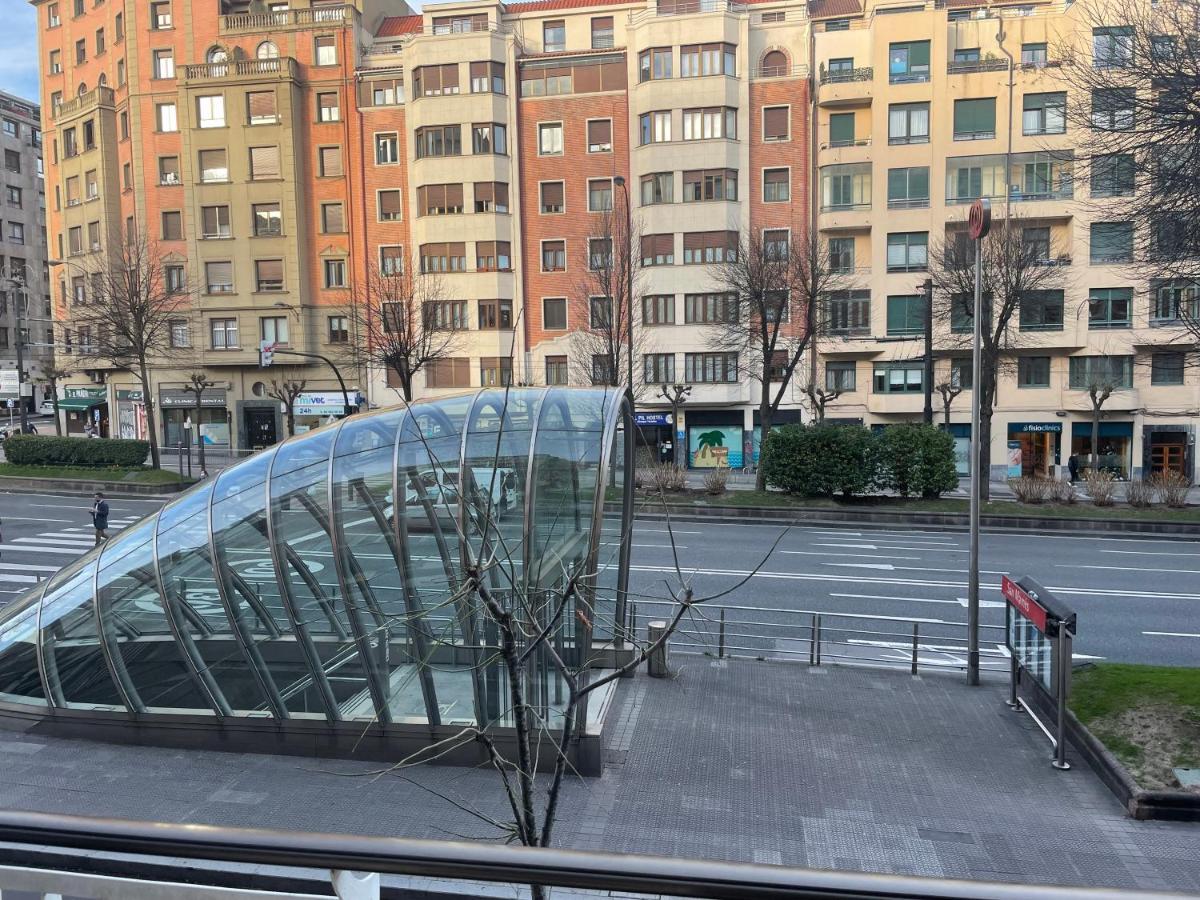Fantastico Apartamento En El Centro De Билбао Екстериор снимка