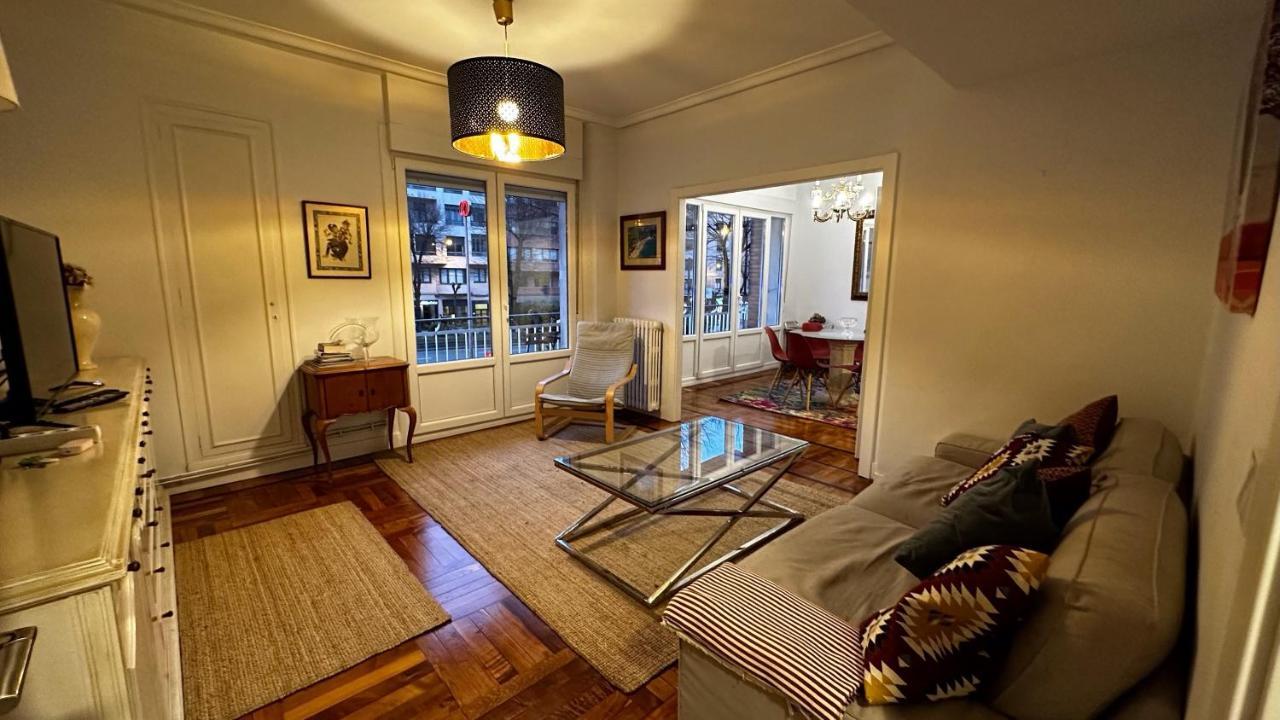 Fantastico Apartamento En El Centro De Билбао Екстериор снимка