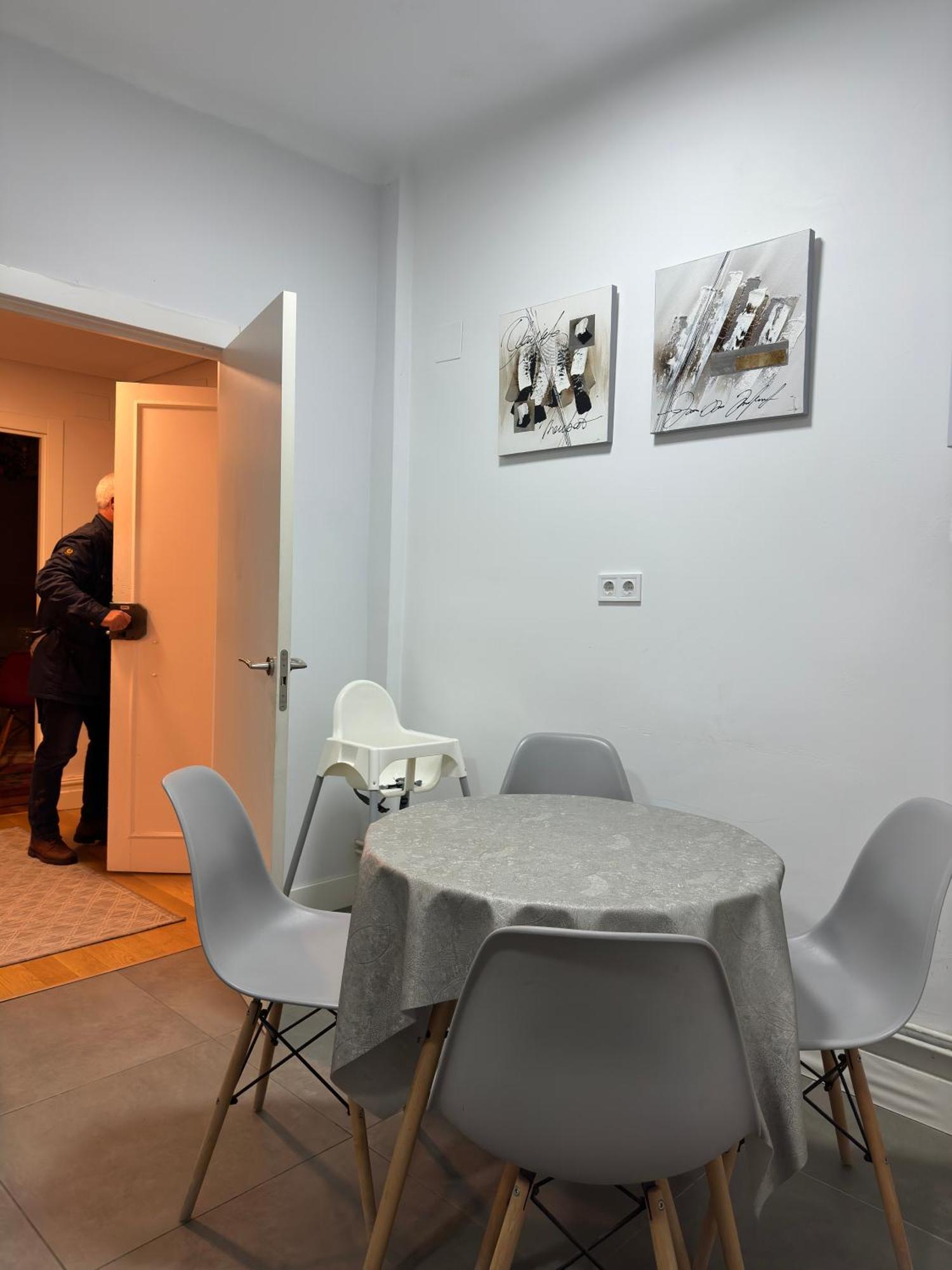 Fantastico Apartamento En El Centro De Билбао Екстериор снимка