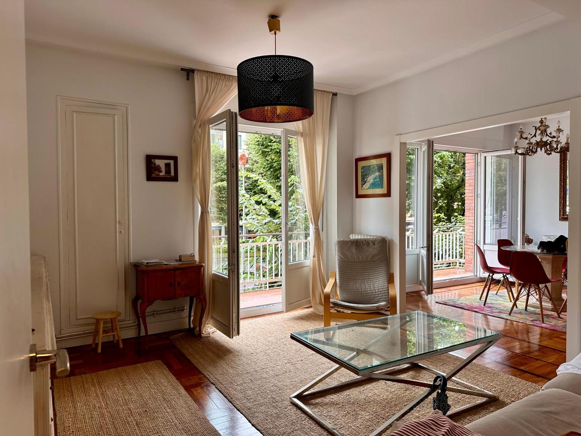 Fantastico Apartamento En El Centro De Билбао Екстериор снимка