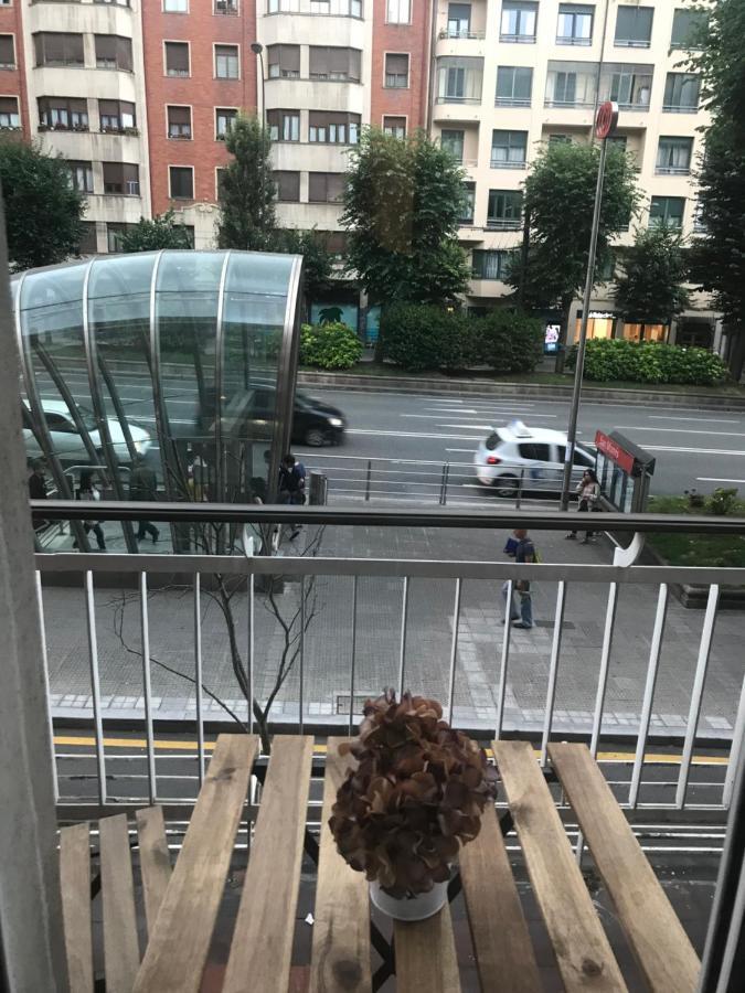 Fantastico Apartamento En El Centro De Билбао Екстериор снимка